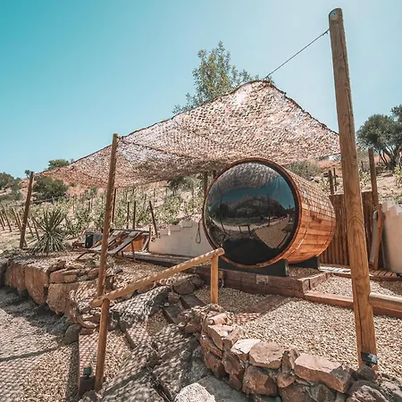 Hotel Eco Cueva Del Gato 2*